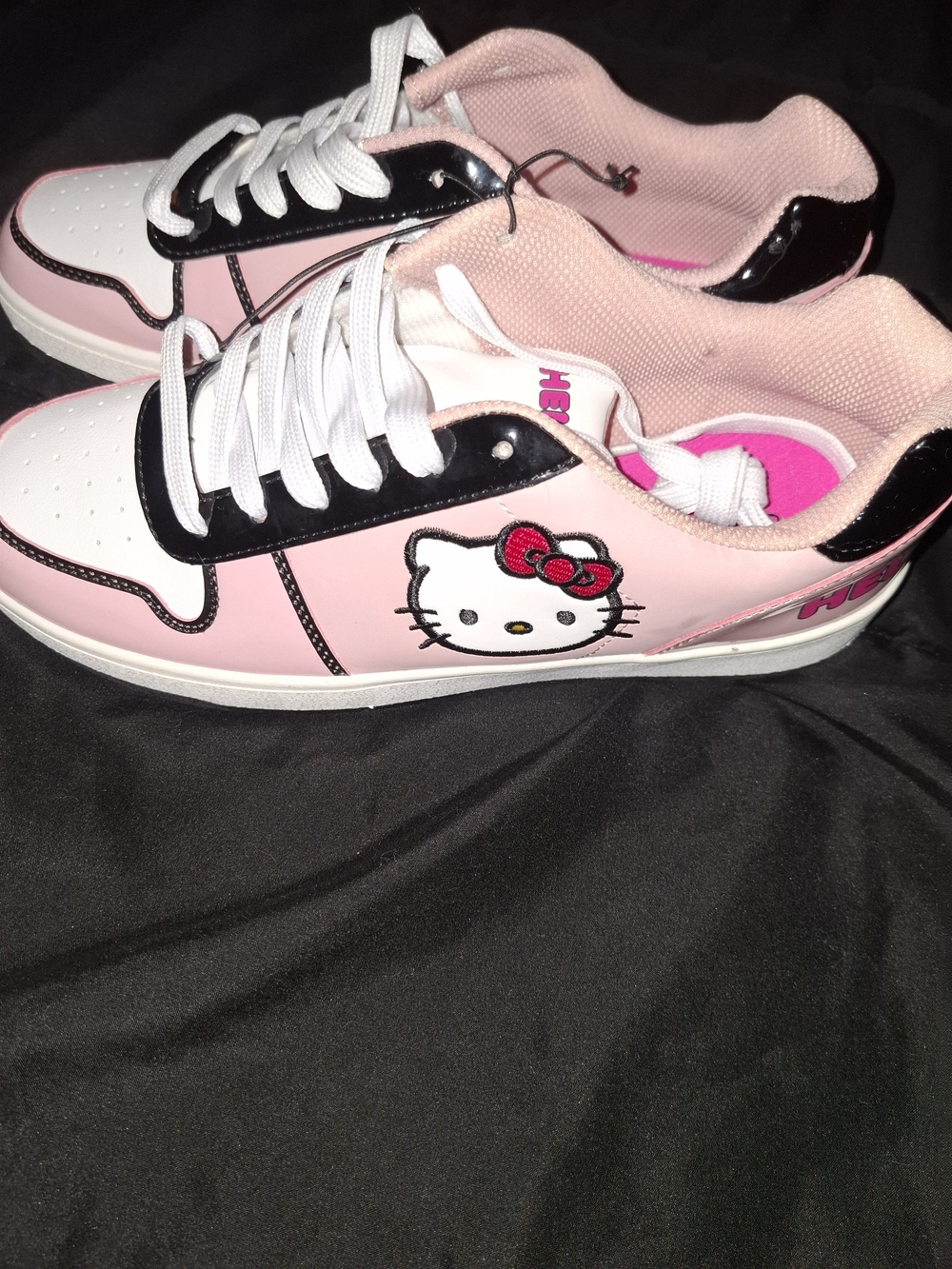Hello Kitty Pink Low-Top Sneakers for Women